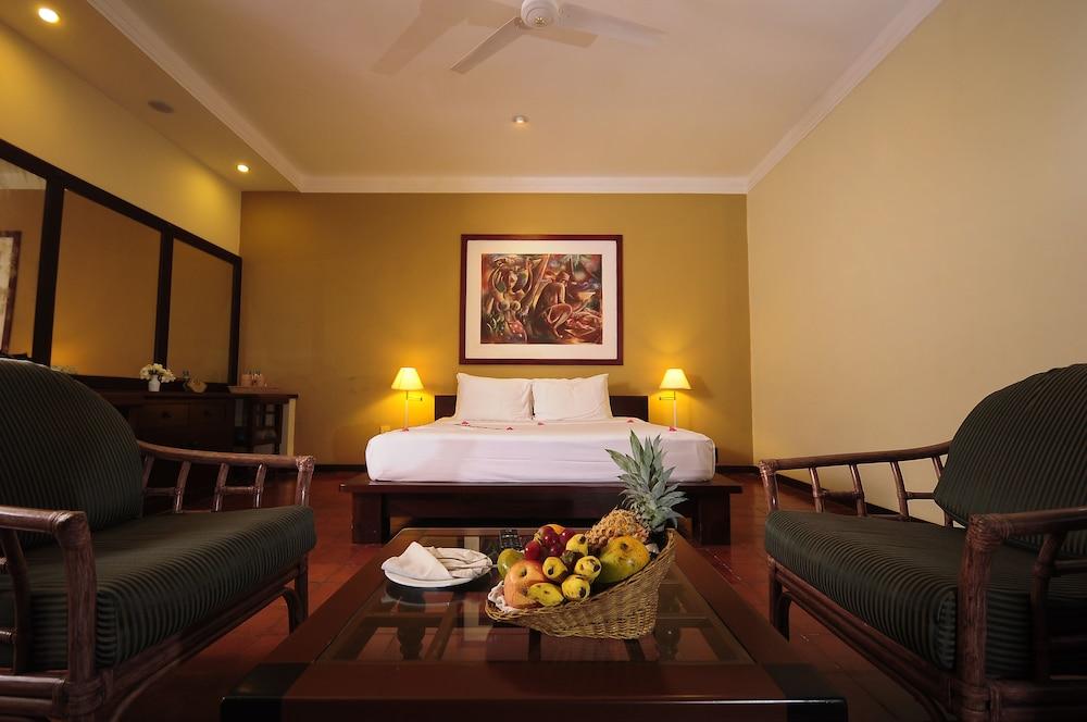 Hotel Club Palm Bay Marawila Exterior foto